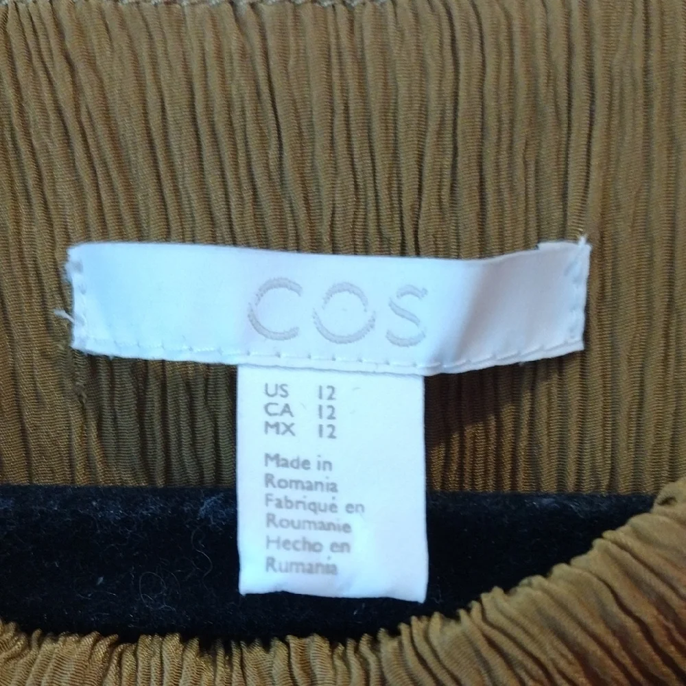 COS Cupro Silk Crinkle Top Brown Copper Twist Back Sleeveless Blouse Size 12 - Picture 3 of 7